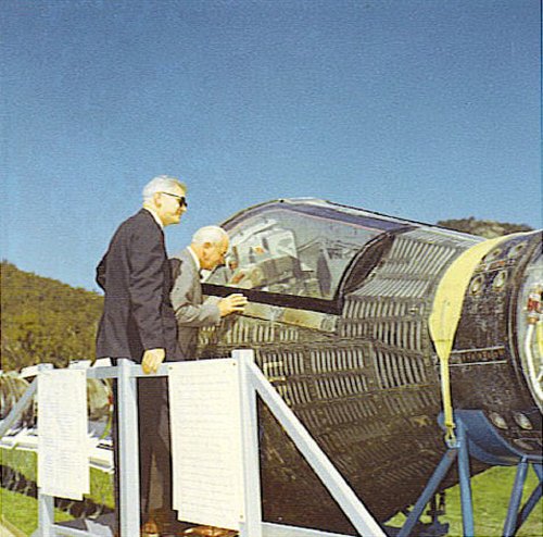 Holt and Seamans at Gemini X